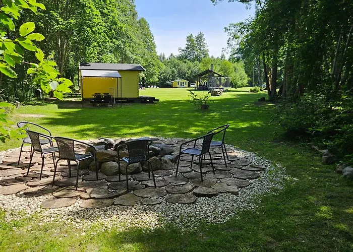 Rannametsa Puhkekeskus Camping *